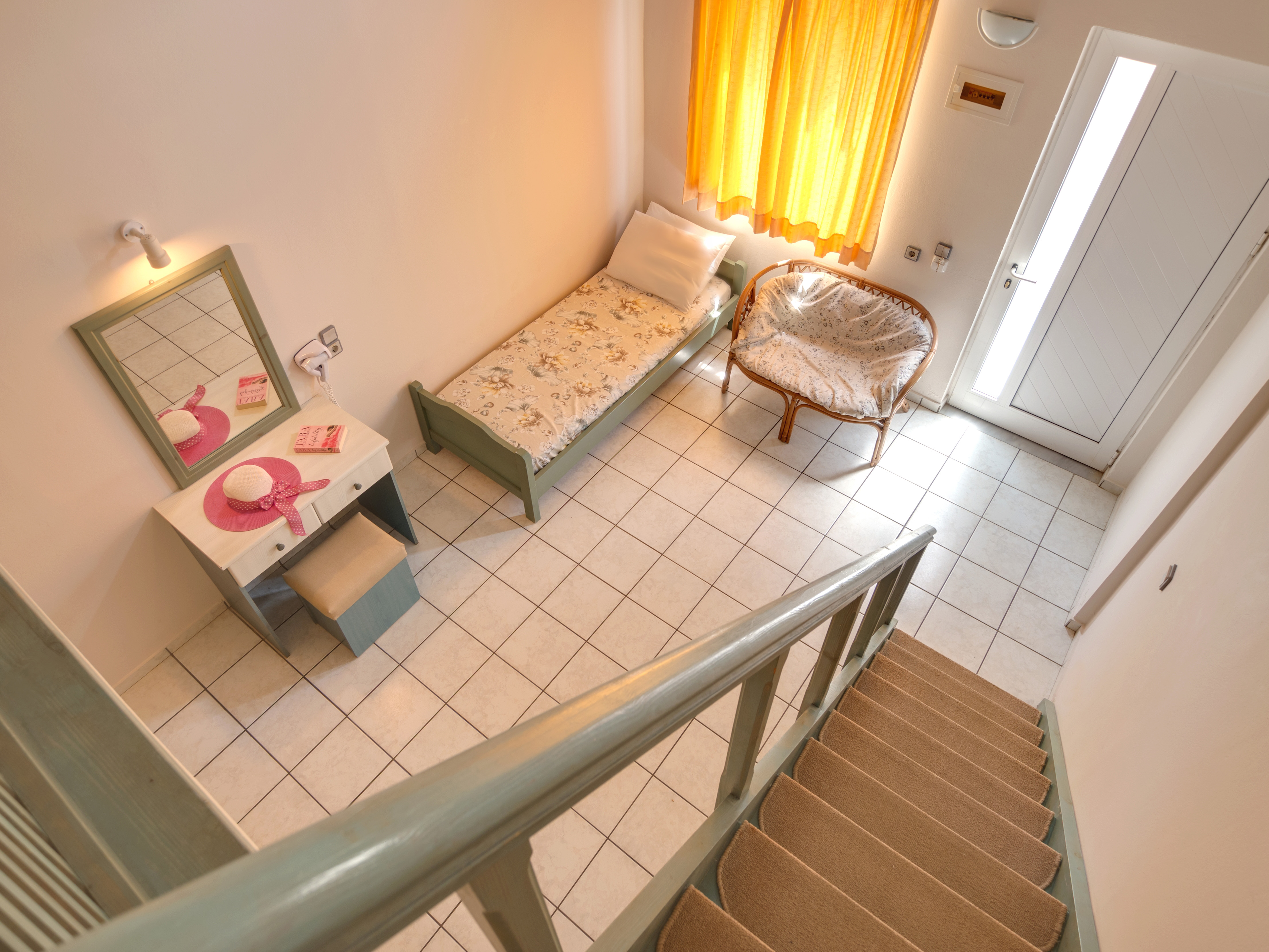 Athena Apartments in Stalis